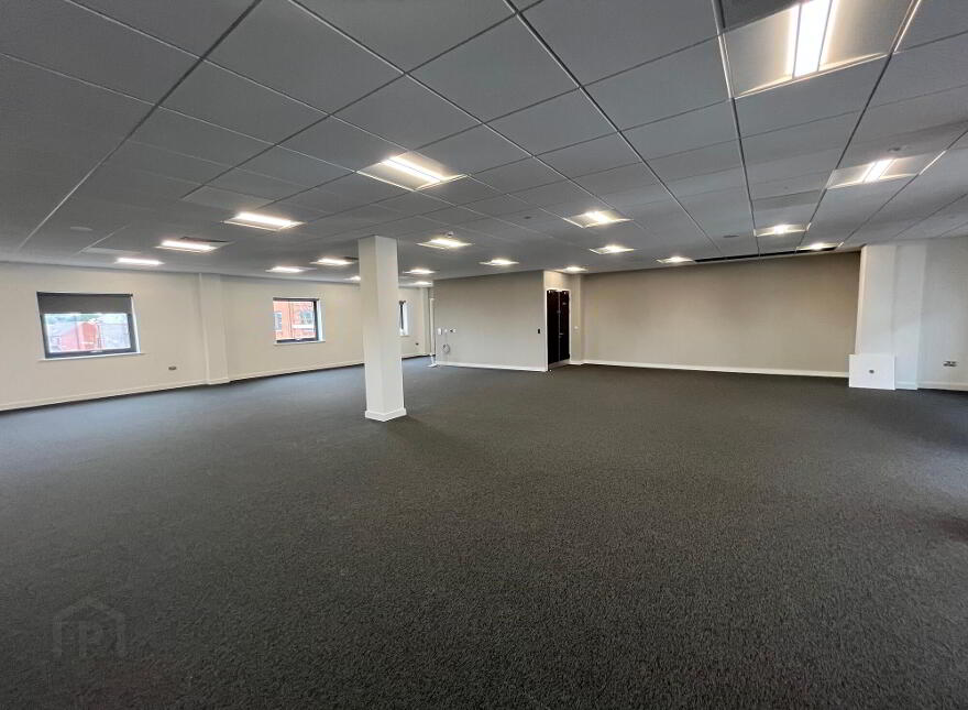106 University Street, Belfast, BT7 1EU