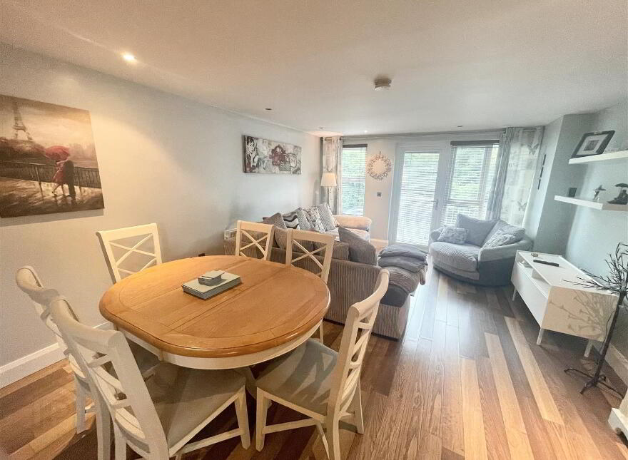 Apt 1, Woodlands Manor, Stockmans Way, Belfast, BT9 7GL