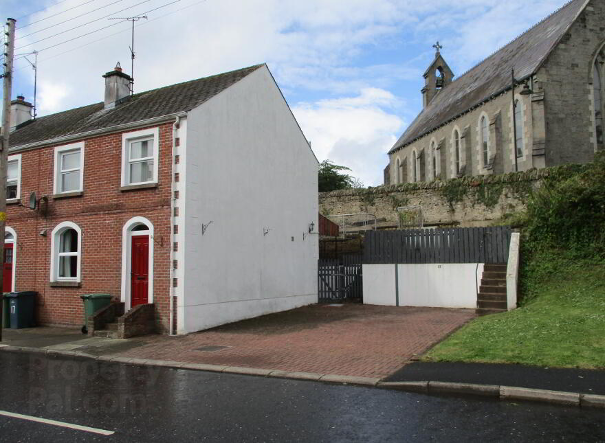 15 Farnamullan Road photo