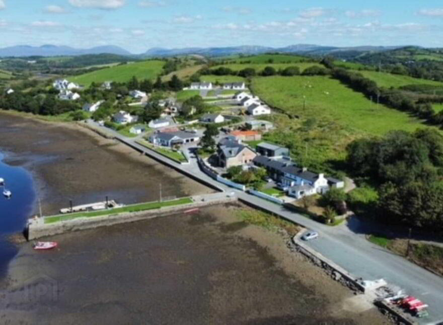 Drumbristan Glebe, Laghy