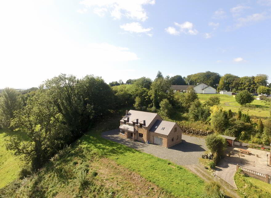 53 Farnamullan Road, Lisbellaw, BT94 5BT