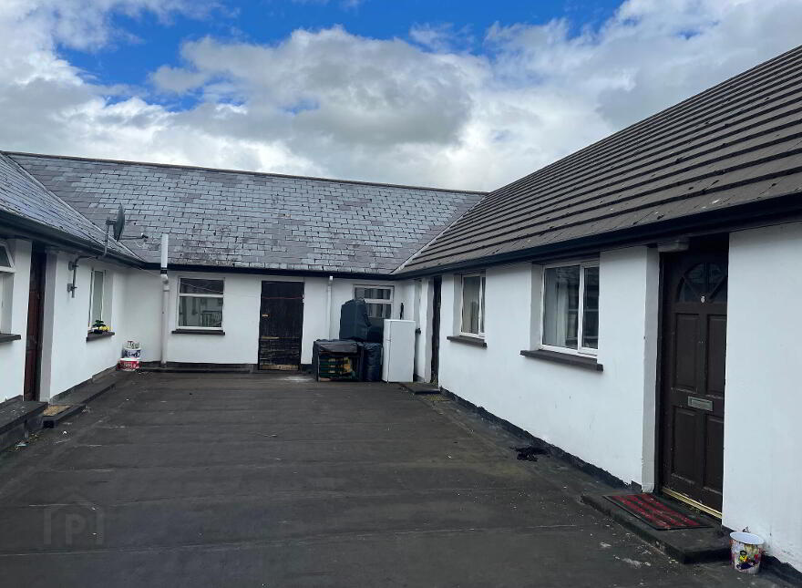 Newtoun Inn Bar", 163 Irish Green Street, Limavady, BT49 9AR