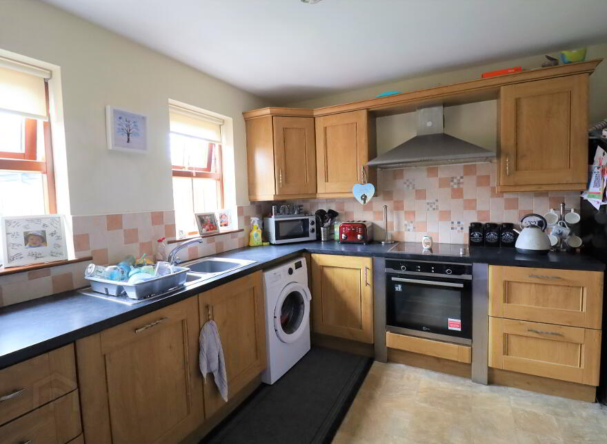 61 Grange Meadows, Kilkeel, BT34 4GX