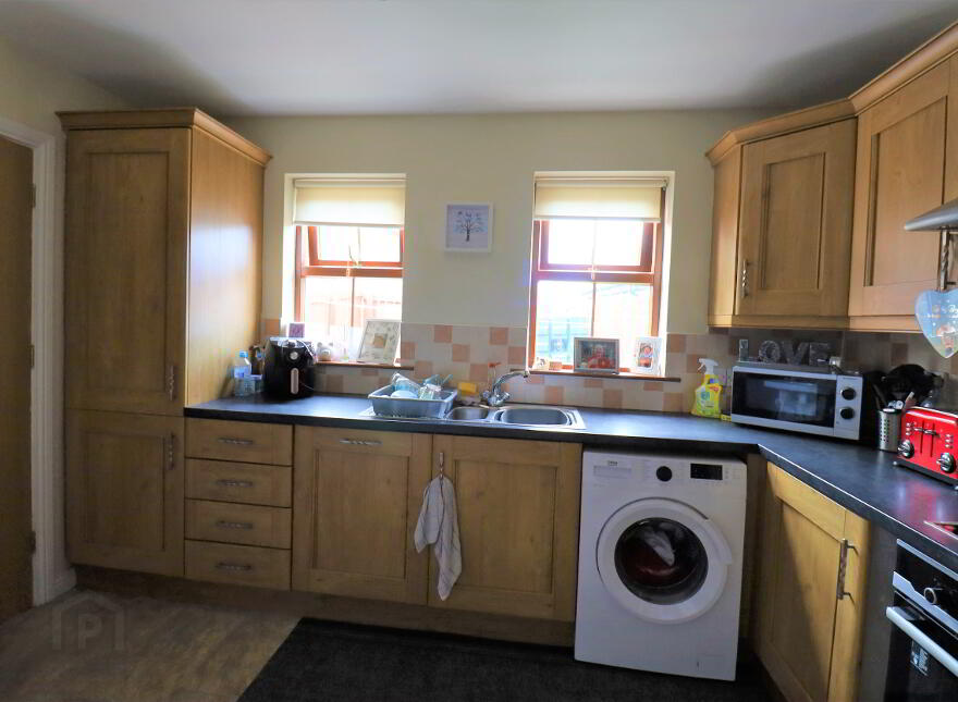 61 Grange Meadows, Kilkeel, BT34 4GX