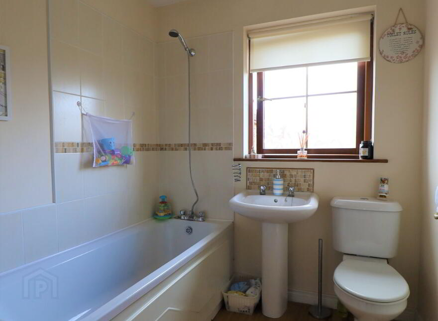 61 Grange Meadows, Kilkeel, BT34 4GX