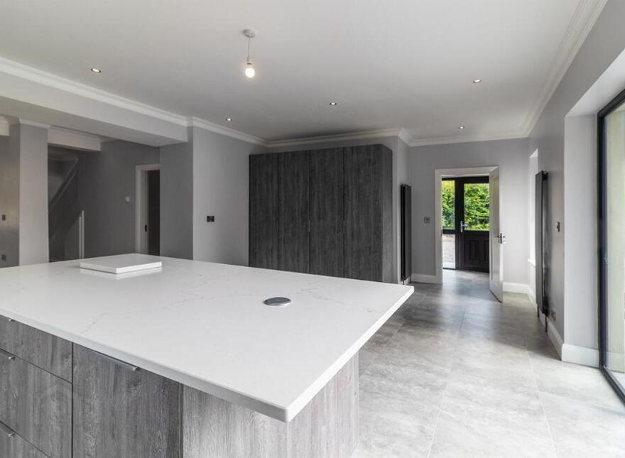 67 Derry Road, Strabane, BT82 8LD