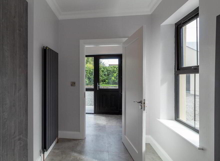 67 Derry Road, Strabane, BT82 8LD