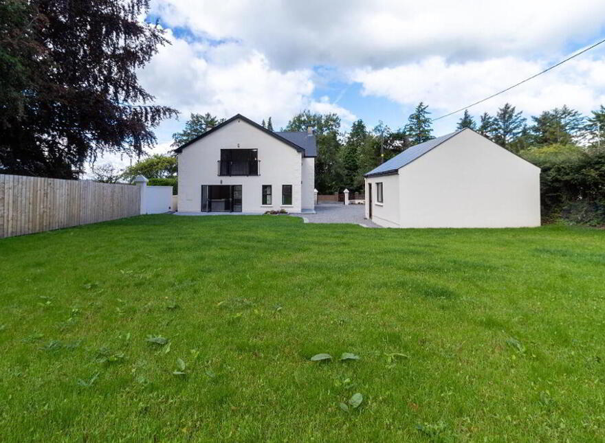 67 Derry Road, Strabane, BT82 8LD
