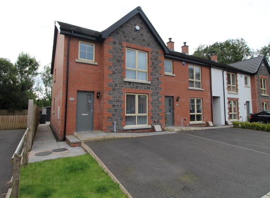 10 Haughtons Hall, Cullybackey, Ballymena, BT42 1FT photo