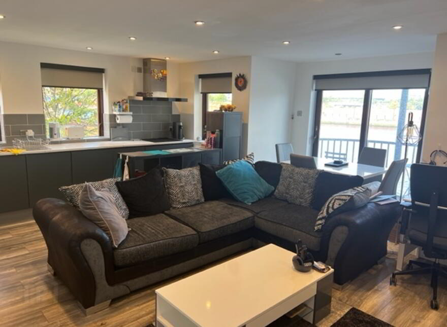 53 St Johns Wharf, 1-3 Laganbank Road, Belfast, BT1 3LT