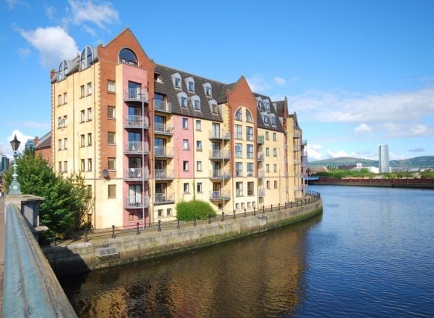 53 St Johns Wharf, 1-3 Laganbank Road, Belfast, BT1 3LT