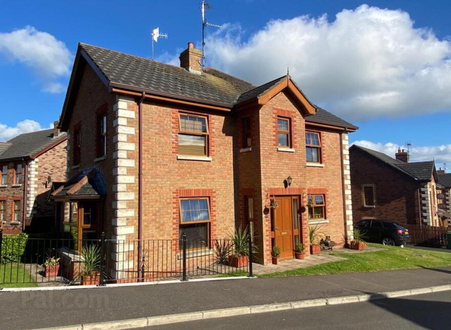 11 Hawthorne Crescent, Maghera, BT46 5FT photo