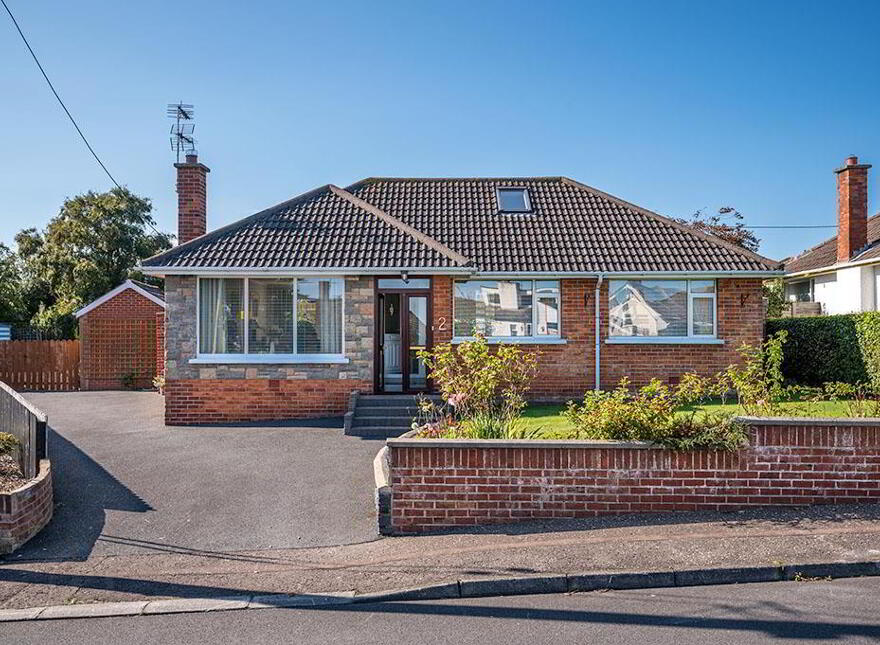 2 Leslie Hill Crescent, Donaghadee, BT21 0HX photo