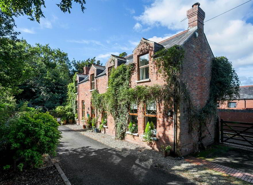 Property For Sale in Cultra Area PropertyPal