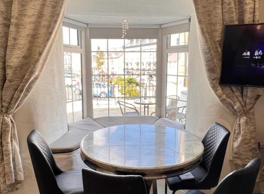 Ardhill House, The Diamond, Ardara, F94C7X9