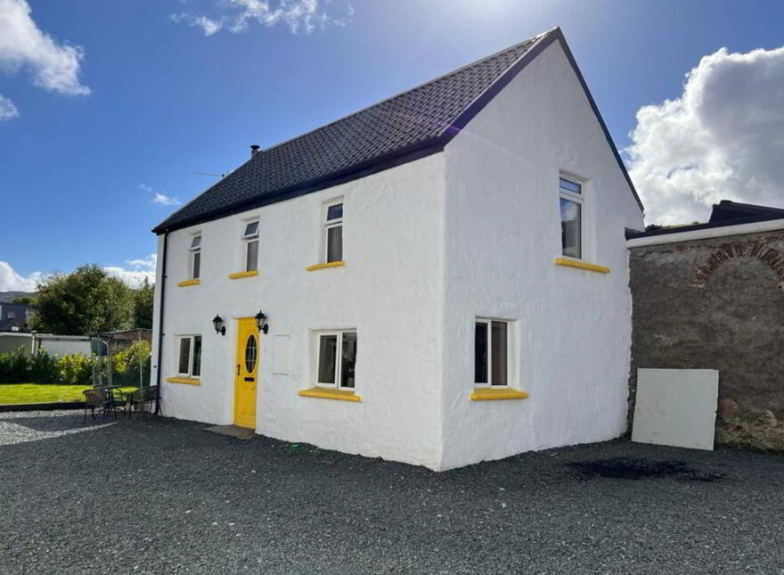 Ardhill House, The Diamond, Ardara, F94C7X9