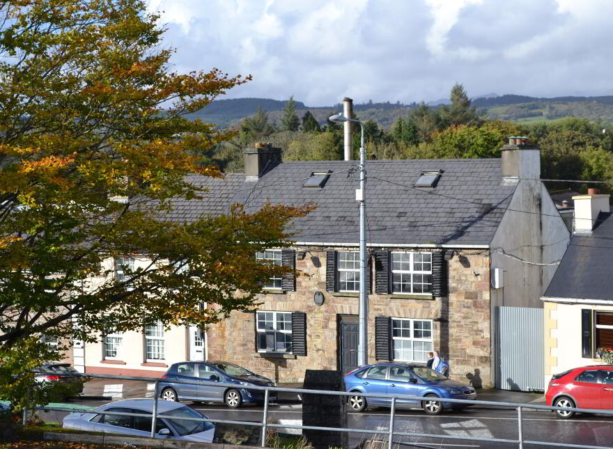Schooner Bar, Upper Main Street, Donegal Town, F94RXK4