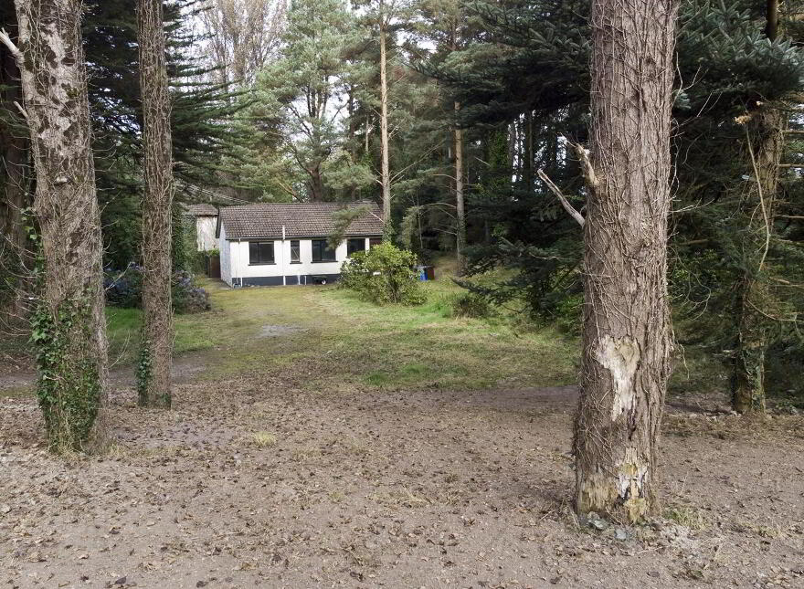 Taralodge House, 115 Downpatrick Road, Crossgar, BT30 9EH
