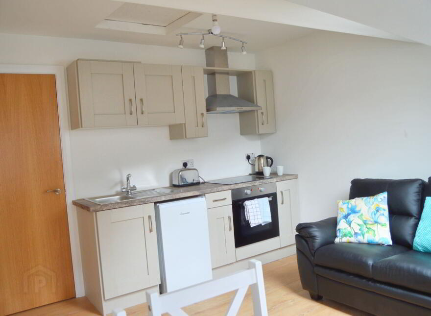 Unit 5, 66 Southwell Rd, Bangor, BT20 3AE photo