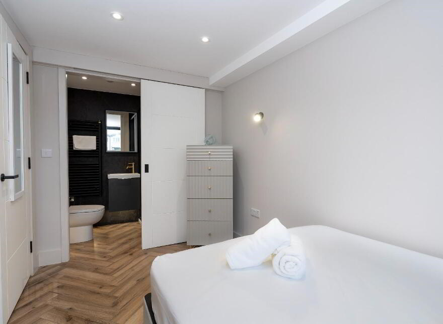 Apartment 4, 37 West, Princess Street, Portrush, BT56 8AX