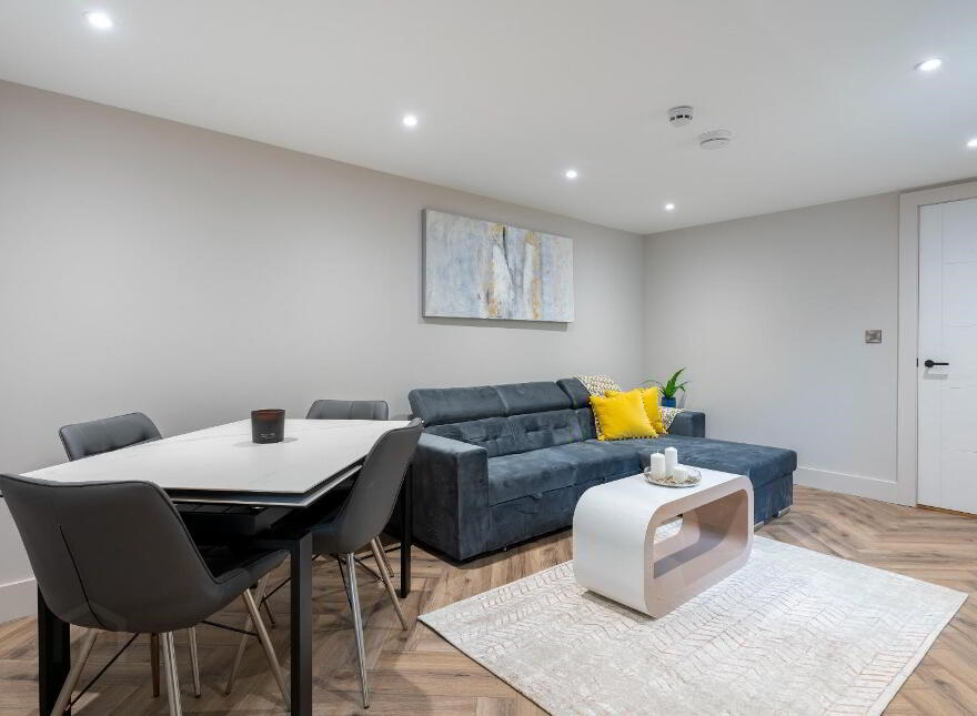 Apartment 4, 37 West, Princess Street, Portrush, BT56 8AX