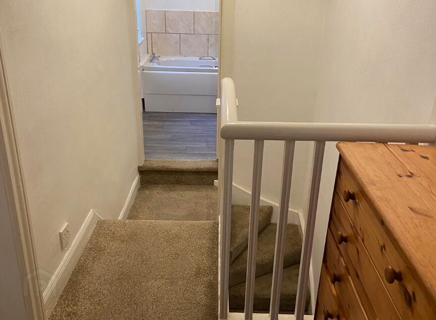 138 Greenville Road, Belfast, BT5 5JY