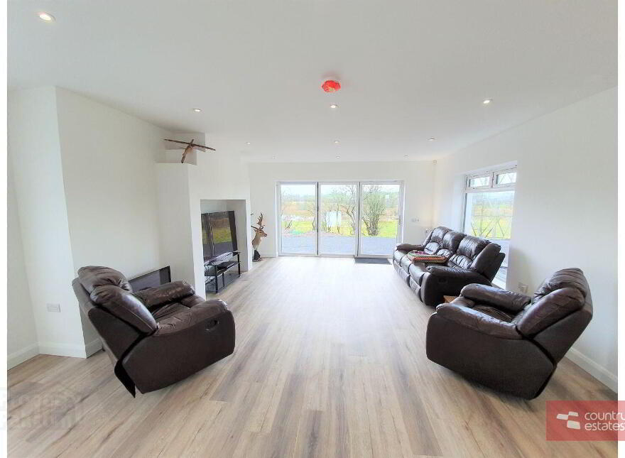 46 Kingsmoss Road, Newtownabbey, BT36 4TN