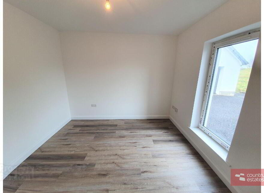 46 Kingsmoss Road, Newtownabbey, BT36 4TN