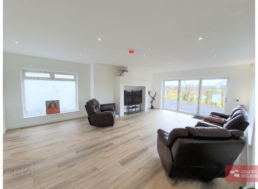 46 Kingsmoss Road, Newtownabbey, BT36 4TN