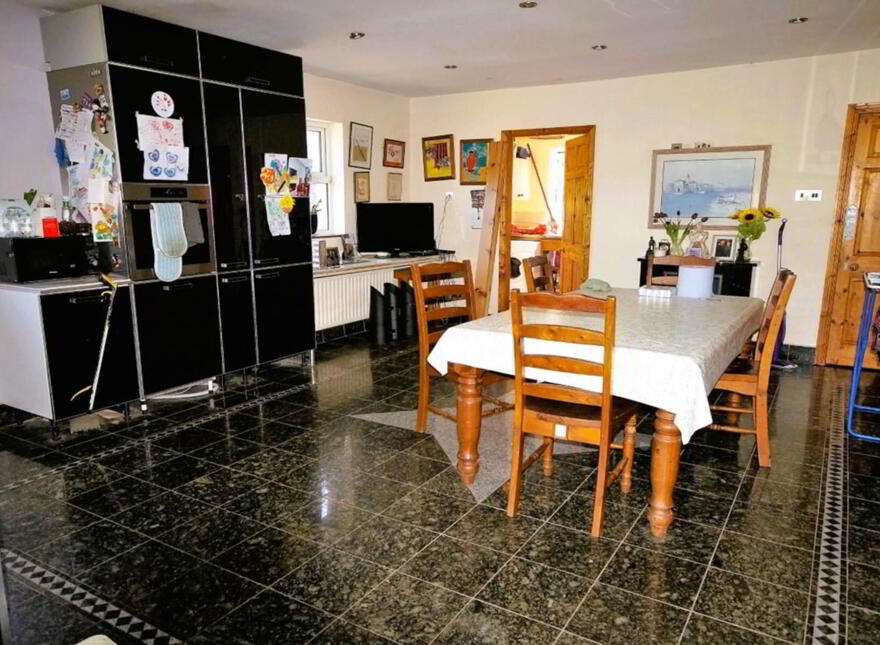 Raheens, Carrigaline, P43TX40