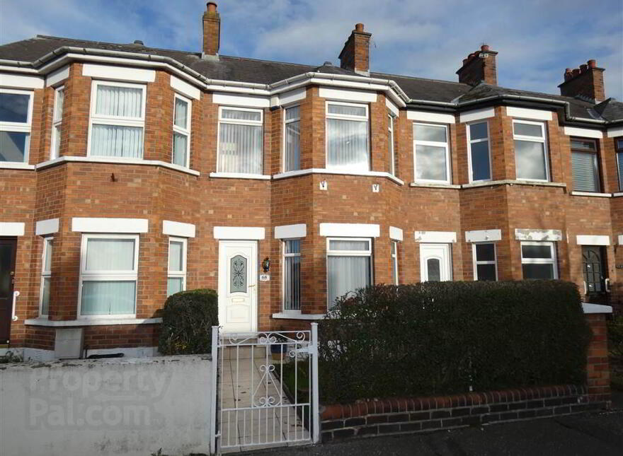 68 Ravenscroft Avenue, Belfast, BT5 5BB photo