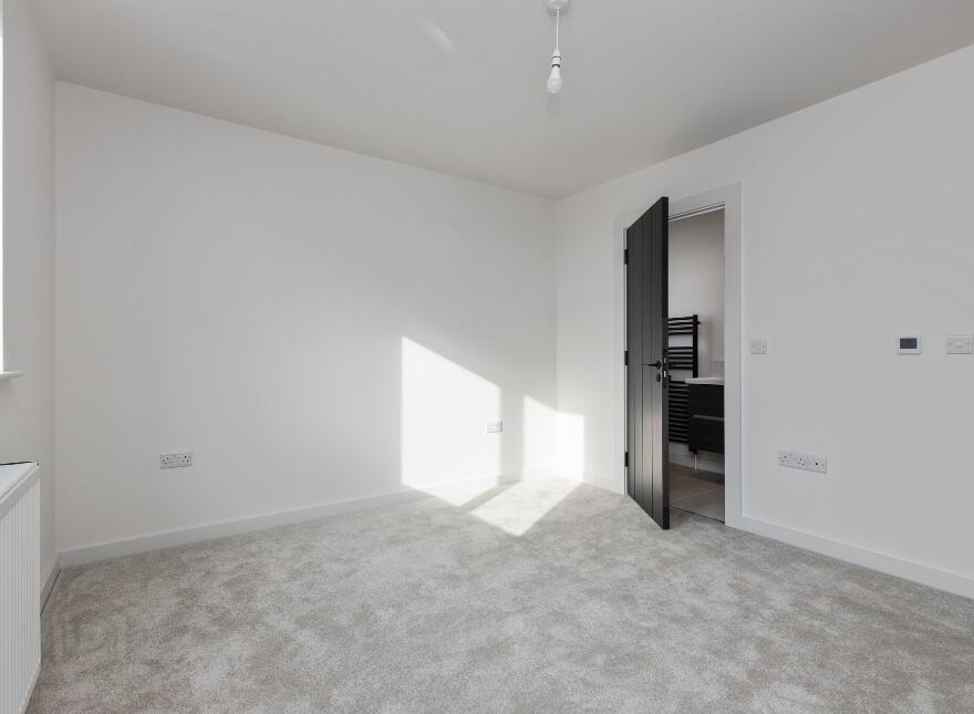 F5, Mealough, Mealough Road, Belfast