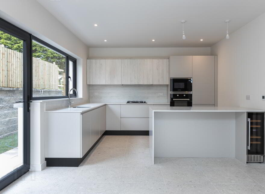 F5, Mealough, Mealough Road, Belfast