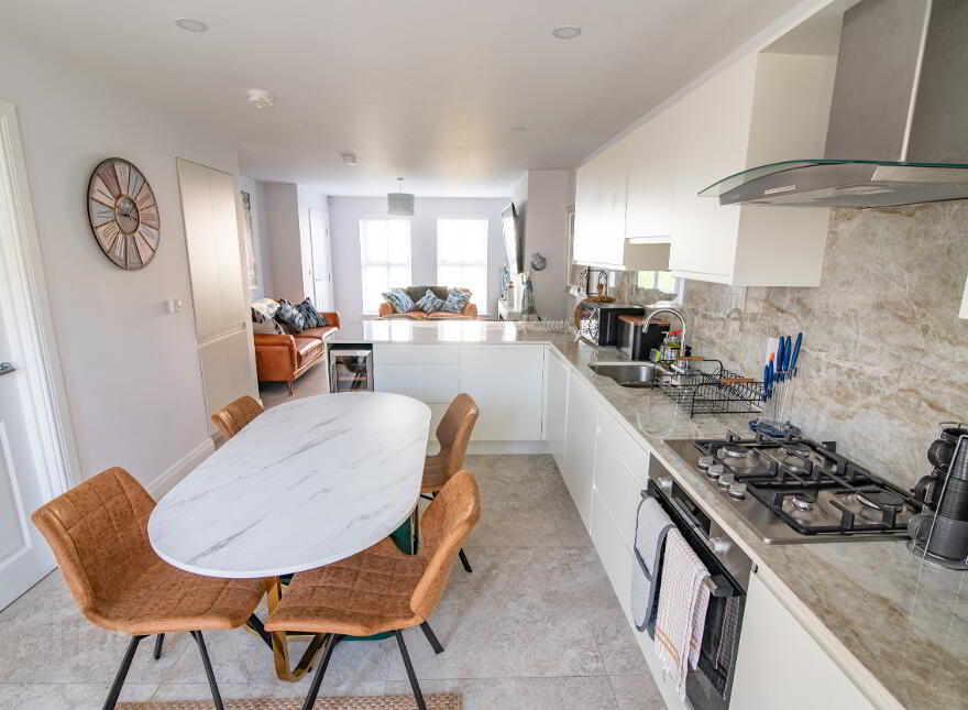 West Strand Drive, Portrush, BT56 8FR