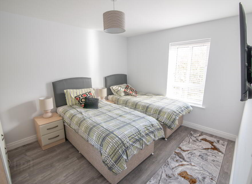 West Strand Drive, Portrush, BT56 8FR