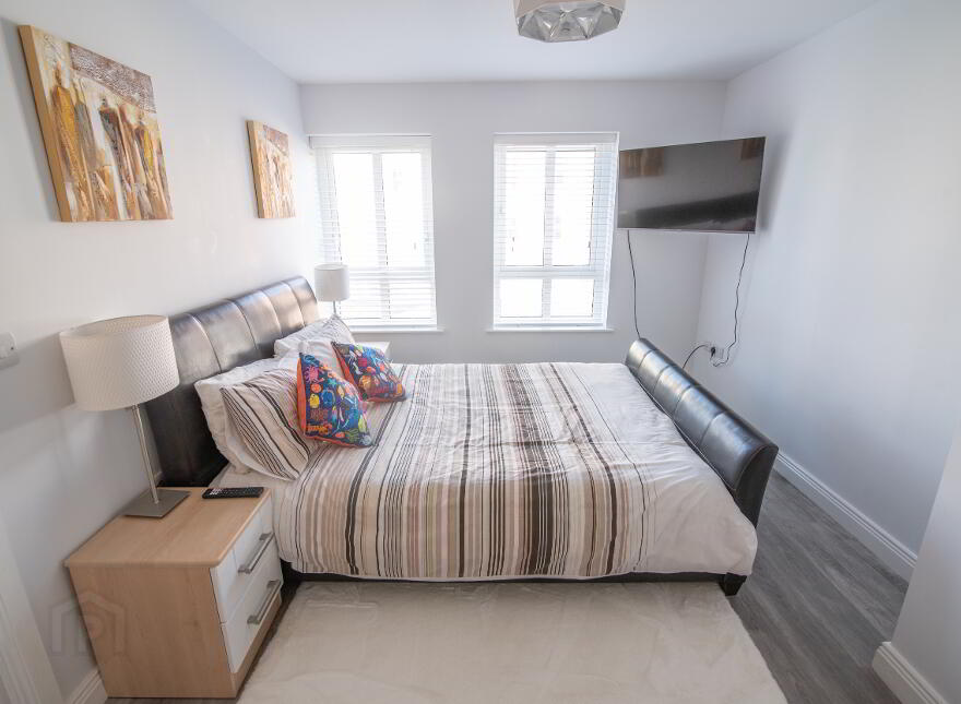 West Strand Drive, Portrush, BT56 8FR