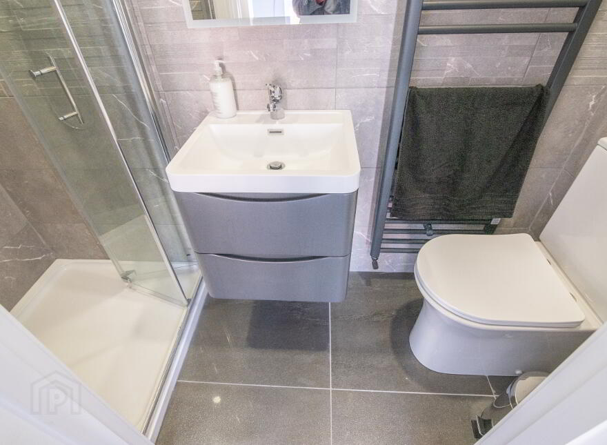 West Strand Drive, Portrush, BT56 8FR
