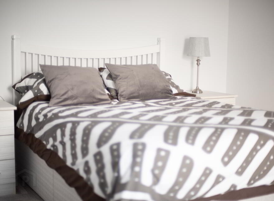 West Strand Drive, Portrush, BT56 8FR