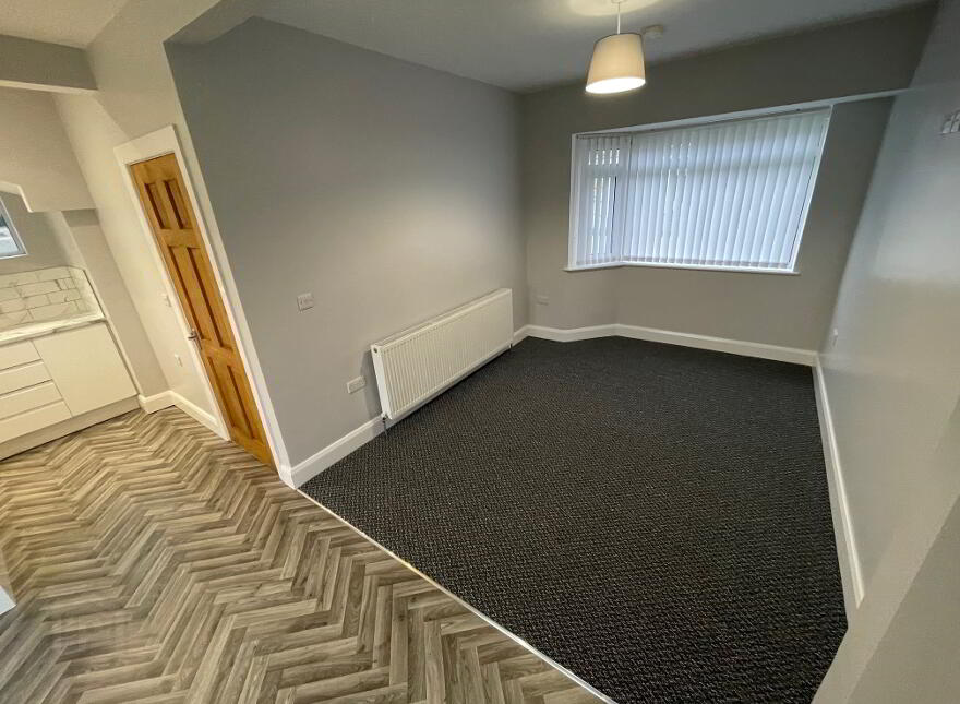 25 Breda Road, Belfast, BT8 7BU