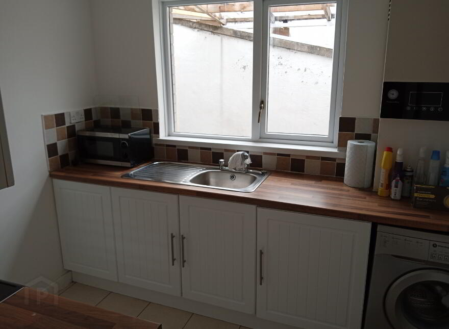 32 North Street, Carrickfergus, BT38 7AQ
