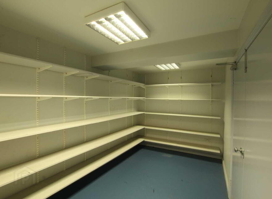 33 Market Place, Clonmel, E91Y5Y8