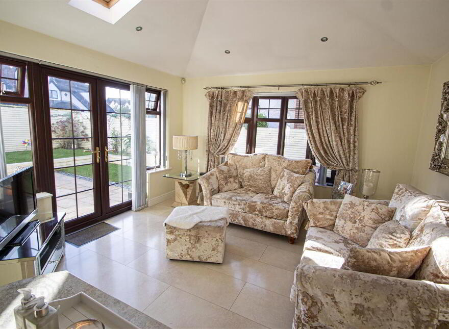 71 Garnock Hill, Blacks Road, Belfast, BT10 0AW