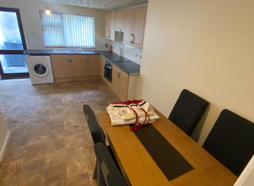 Bonds Street, Londonderry, BT47 6ED