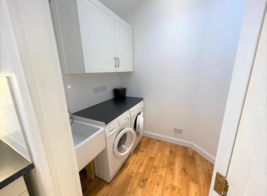 2 Jocelyn Gardens, Woodstock Road, Belfast, BT6 9BA