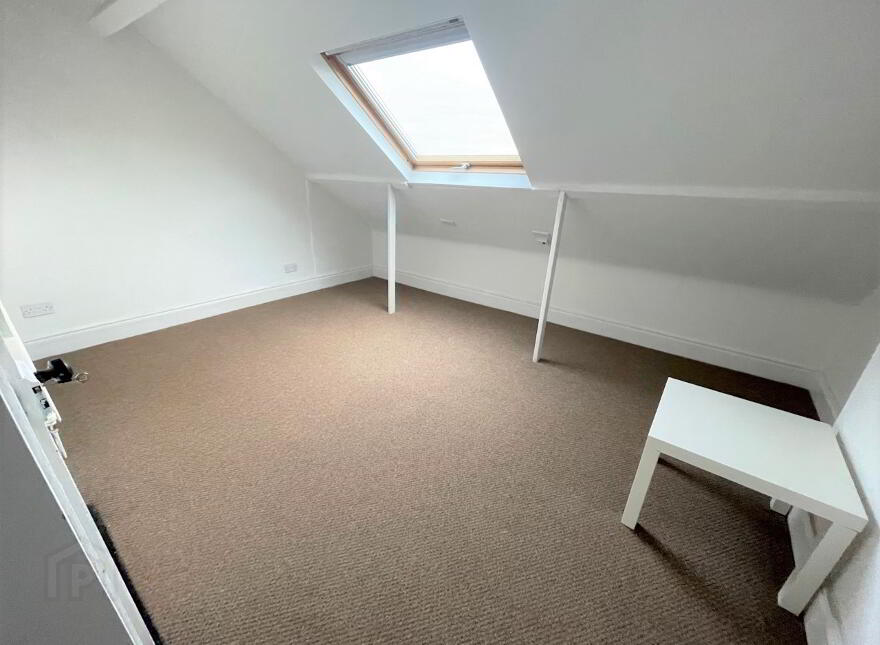 2 Jocelyn Gardens, Woodstock Road, Belfast, BT6 9BA