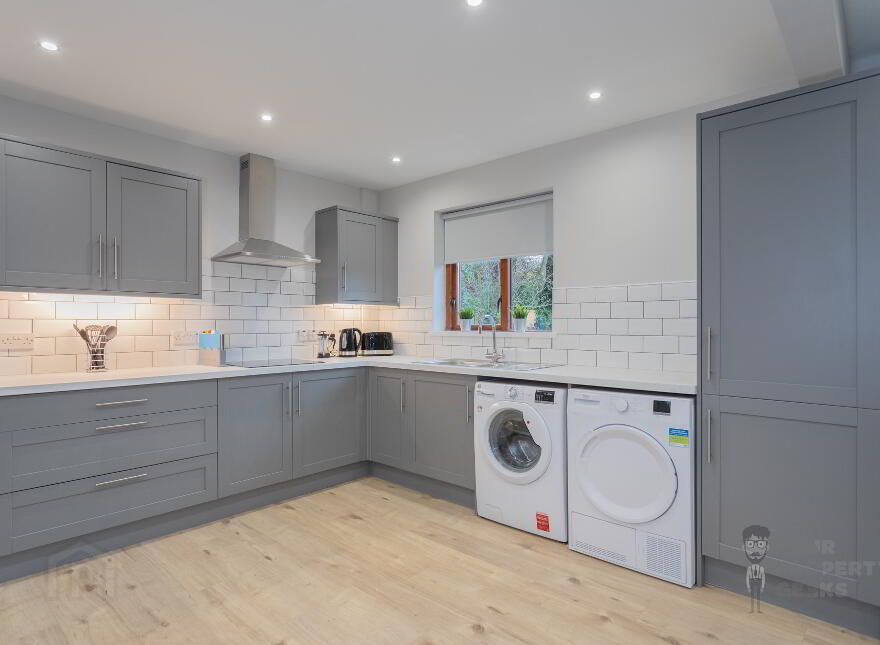 Room 5, 16 Robbs Road, Dundonald, BT16 2NA