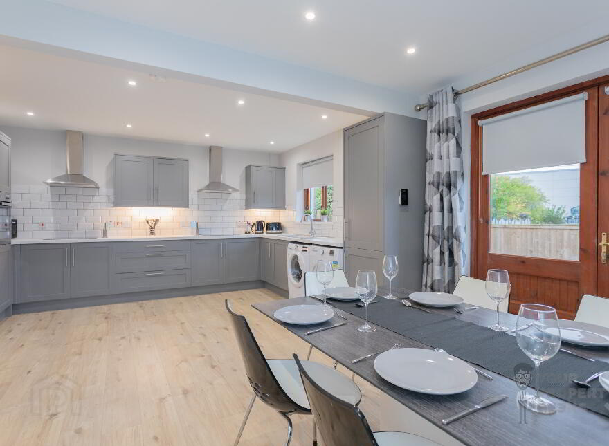 Room 5, 16 Robbs Road, Dundonald, BT16 2NA