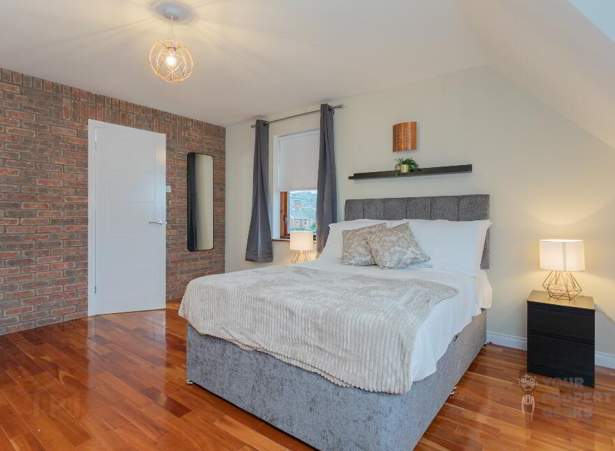 Room 5, 16 Robbs Road, Dundonald, BT16 2NA