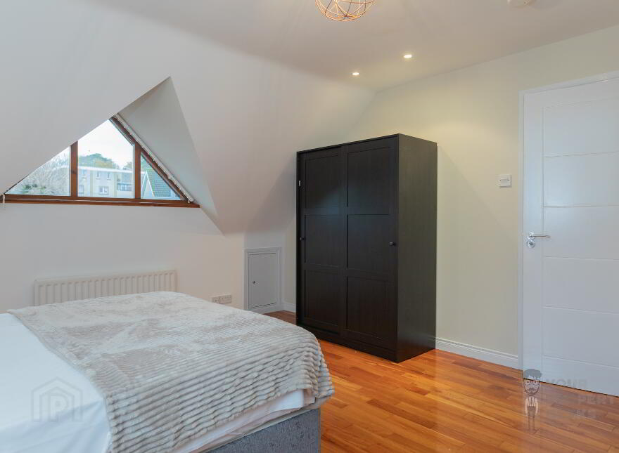 Room 5, 16 Robbs Road, Dundonald, BT16 2NA