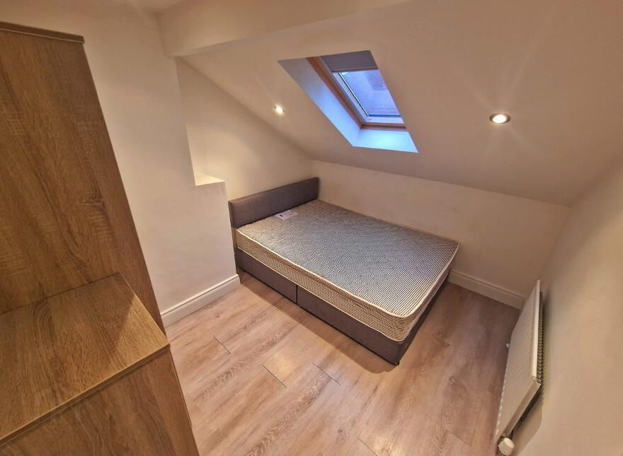 4 Lisburn Rd, 34 Lisburn Rd, Belfast, BT9 6AA